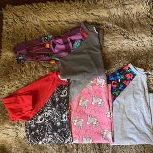 Lot of girls Lularoe shirts